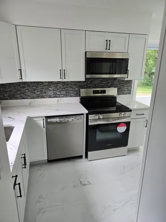 $159,900 | 2419 Barnard Street, Saginaw, MI 48602
