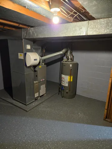 $169,900 | 2419 Barnard Street, Saginaw, MI 48602