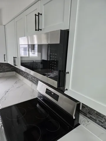 $169,900 | 2419 Barnard Street, Saginaw, MI 48602