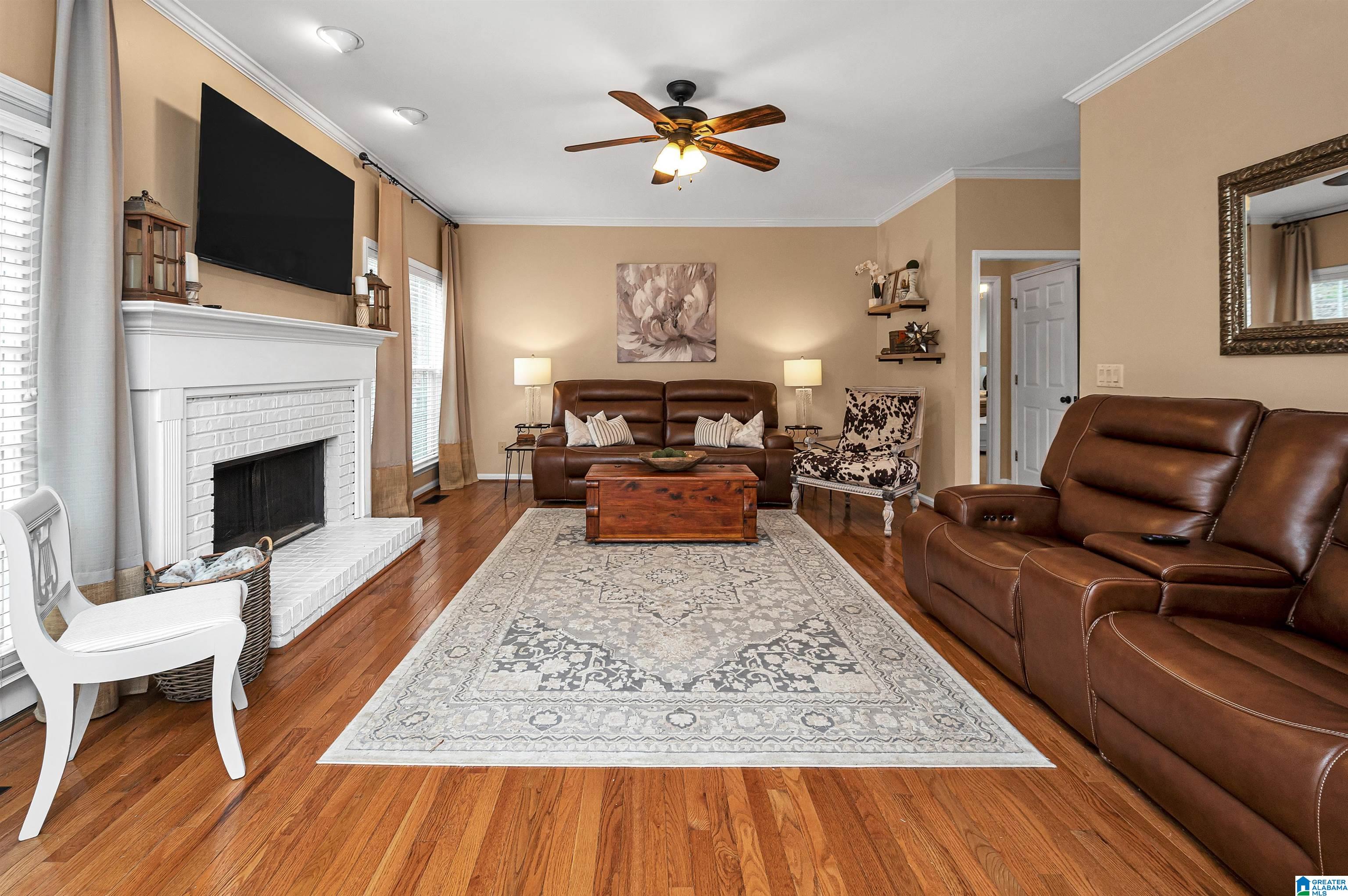 204 Silverleaf Drive Pelham, AL 35124 - Photo 9 of 53