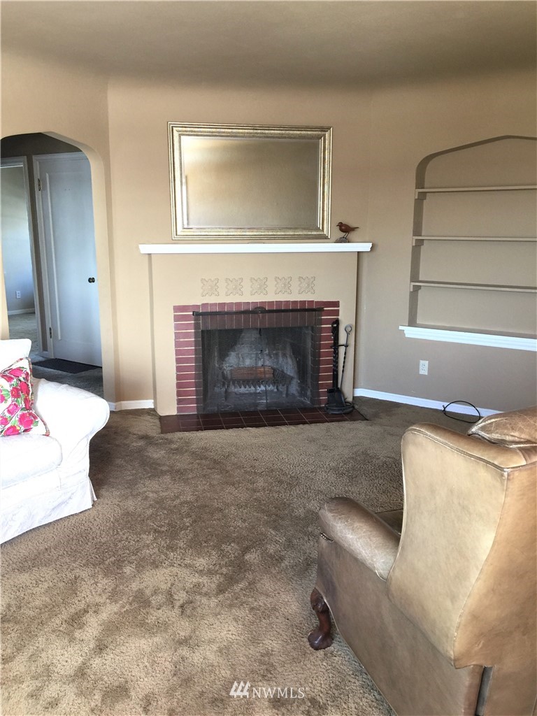1318 South 7th Street Renton, WA 98057 - Photo 3 of 12