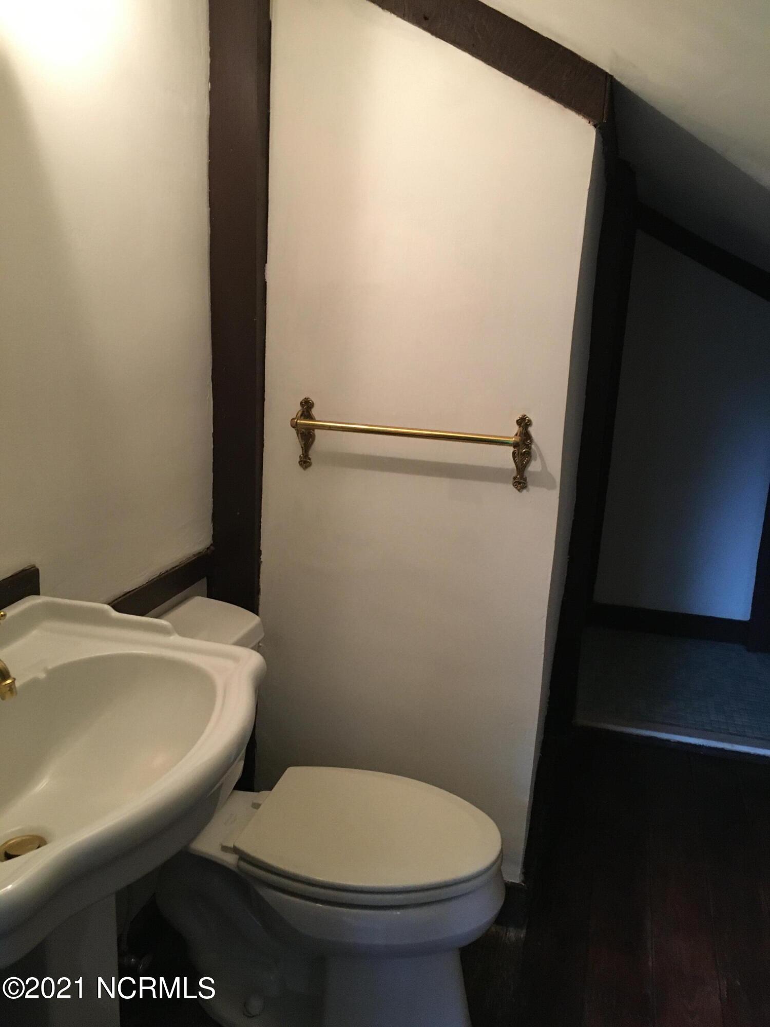 602 Sunset Avenue Clinton, NC 28328 - Photo 28 of 45 IMG_3328