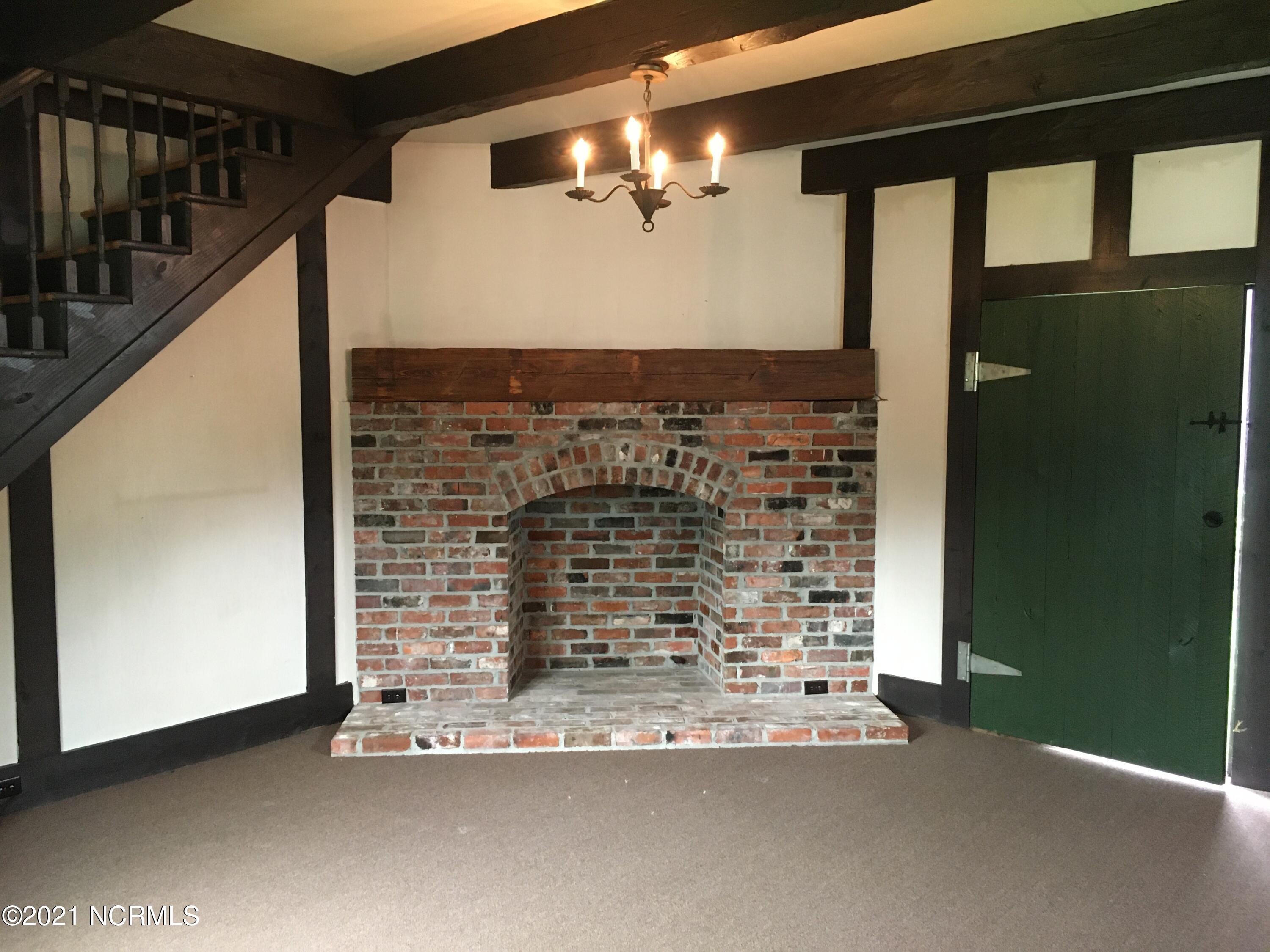 602 Sunset Avenue Clinton, NC 28328 - Photo 32 of 45 IMG_3349