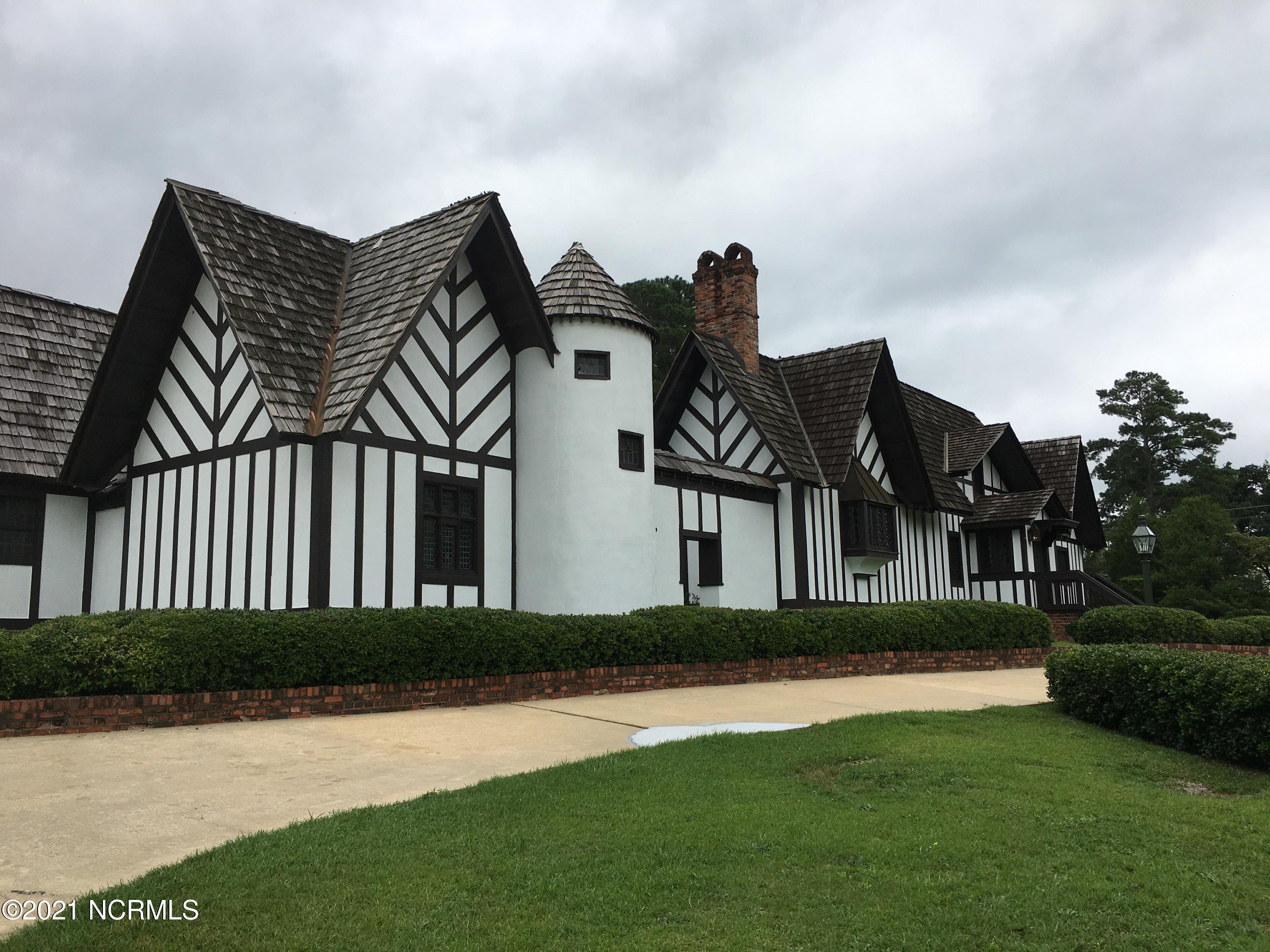 602 Sunset Avenue Clinton, NC 28328 - Photo 4 of 45 IMG_3342