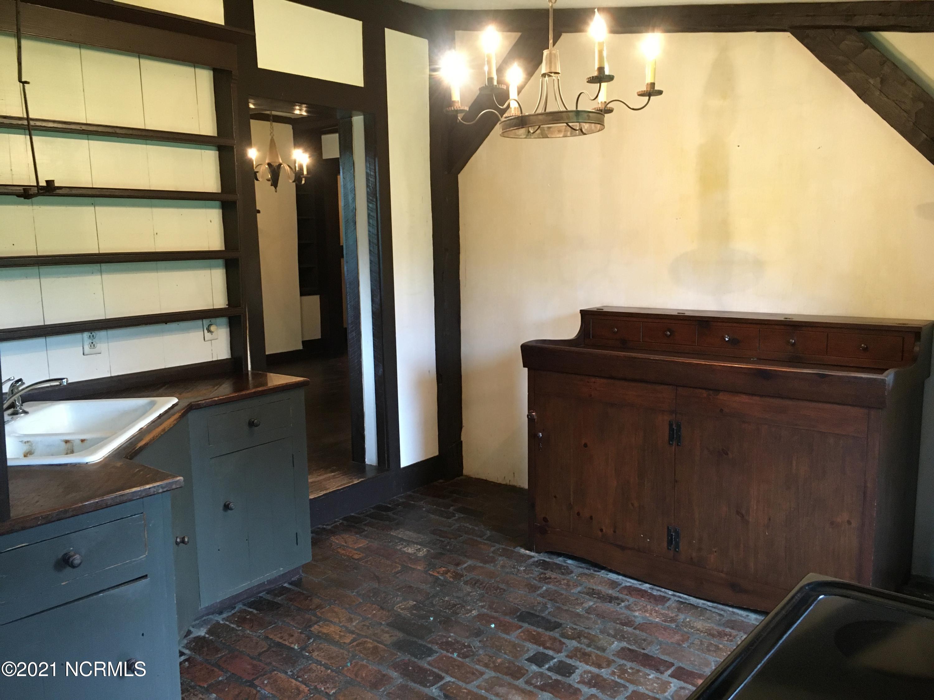 602 Sunset Avenue Clinton, NC 28328 - Photo 44 of 45 IMG_3373