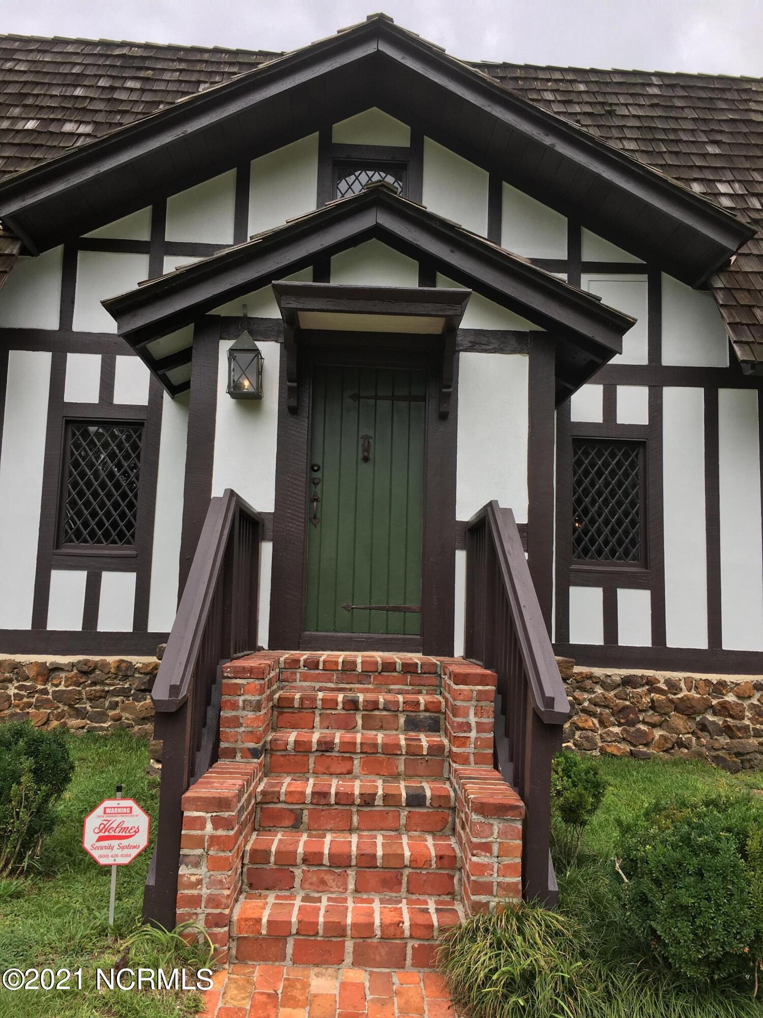 602 Sunset Avenue Clinton, NC 28328 - Photo 6 of 45 IMG_3333