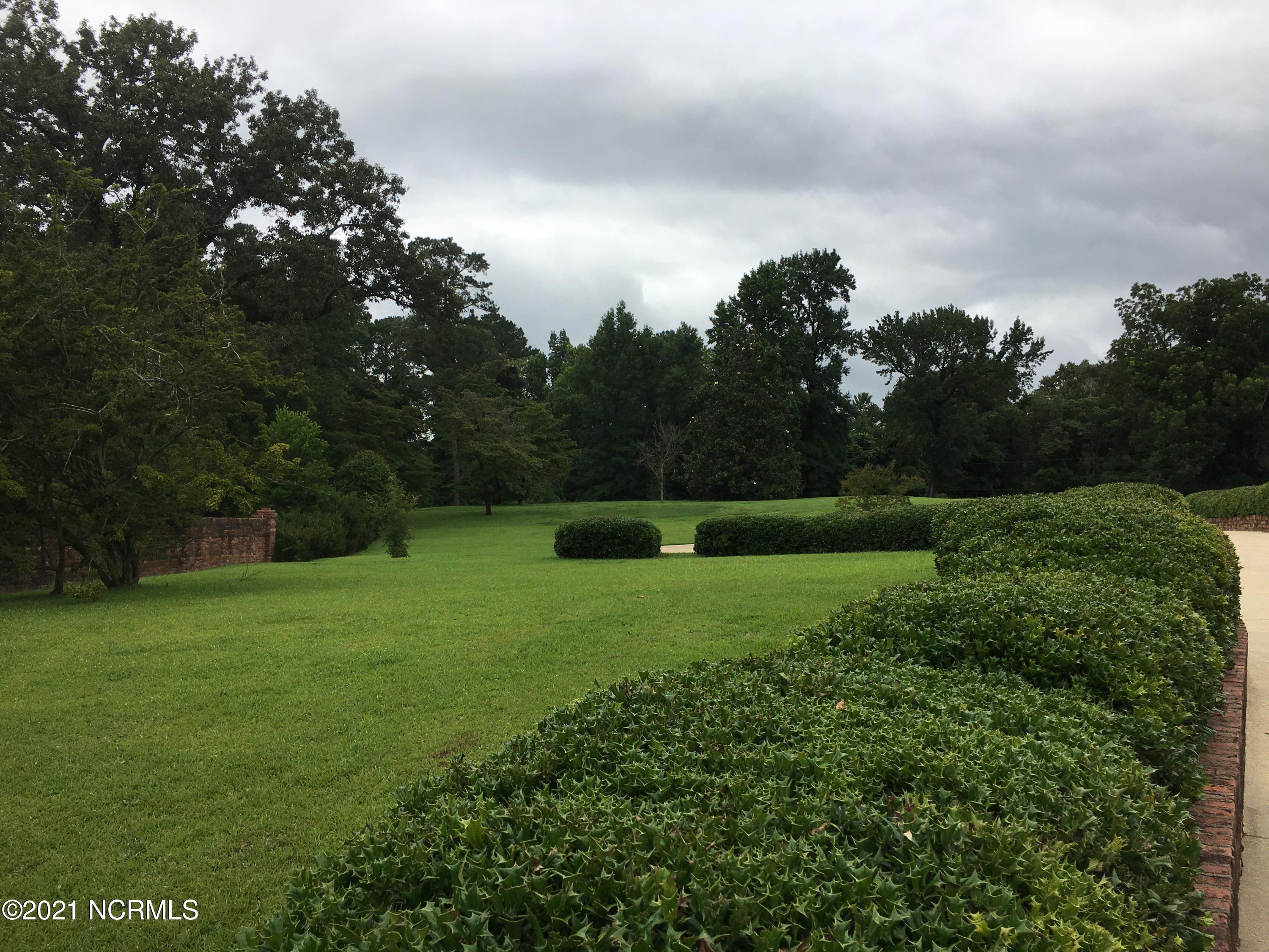 602 Sunset Avenue Clinton, NC 28328 - Photo 9 of 45 IMG_3338