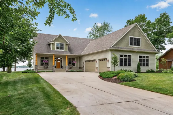 $1,200,000 | 21590 South Lake George Drive Northwest, Oak Grove, MN 55011