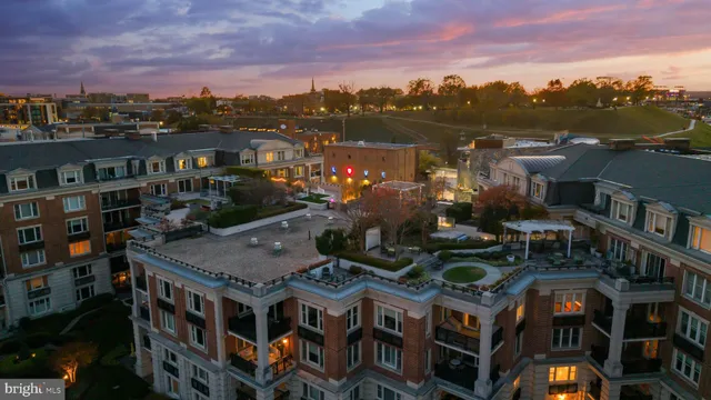 a view of a terrace with sitting area