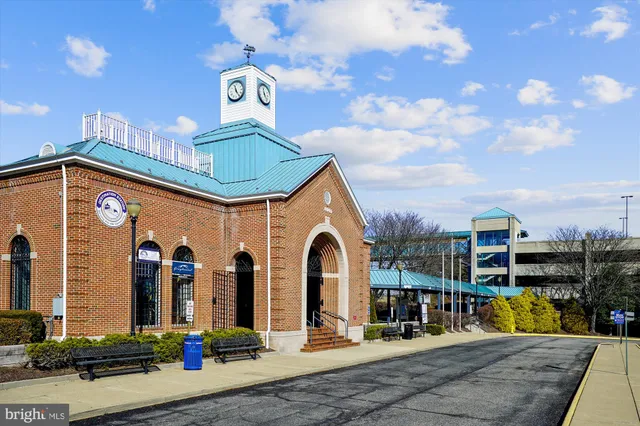 $399,900 | 14740 Winding Loop, Woodbridge, VA 22191