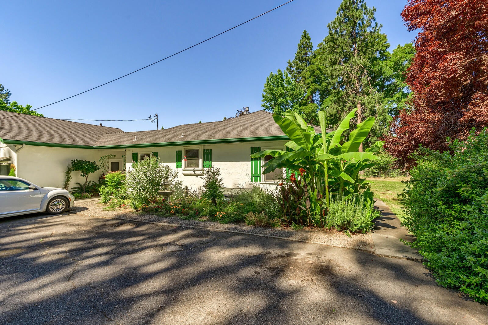 2833 Lower River Road Grants Pass, OR 97526 - Photo 32 of 60 Mature Landscaping!