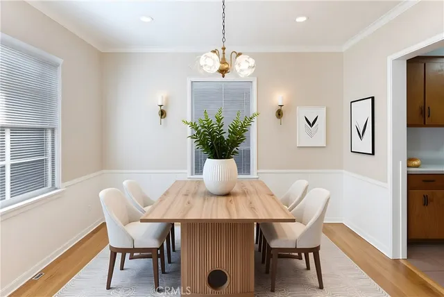 $4,500 | 15207-15203 Greenleaf Street, Sherman Oaks, CA 91403