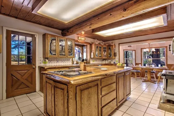 $1,495,000 | 35290 Butterfly Peak Road, Mountain Center, CA 92561