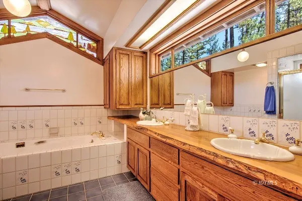 $1,495,000 | 35290 Butterfly Peak Road, Mountain Center, CA 92561