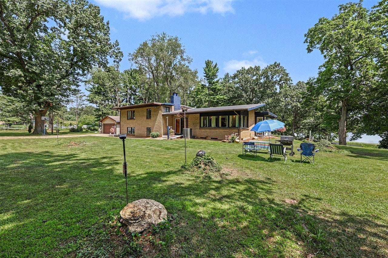 8550 North Meridian Road Pleasant Lake, MI 49272 - Photo 36 of 55 Gallery Image 36