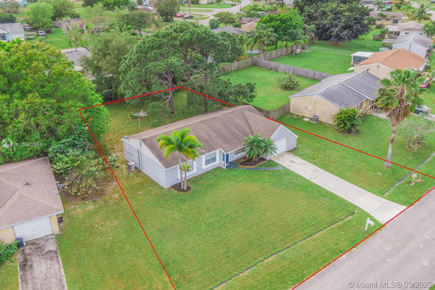 274 Southwest Homeland Road Port St. Lucie, FL 34953 - Photo 2 of 40 Gallery Image 2