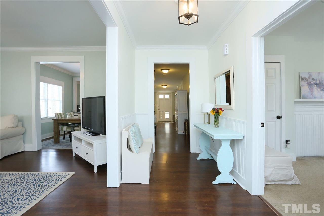 206 Linden Avenue Raleigh, NC 27601 - Photo 5 of 28