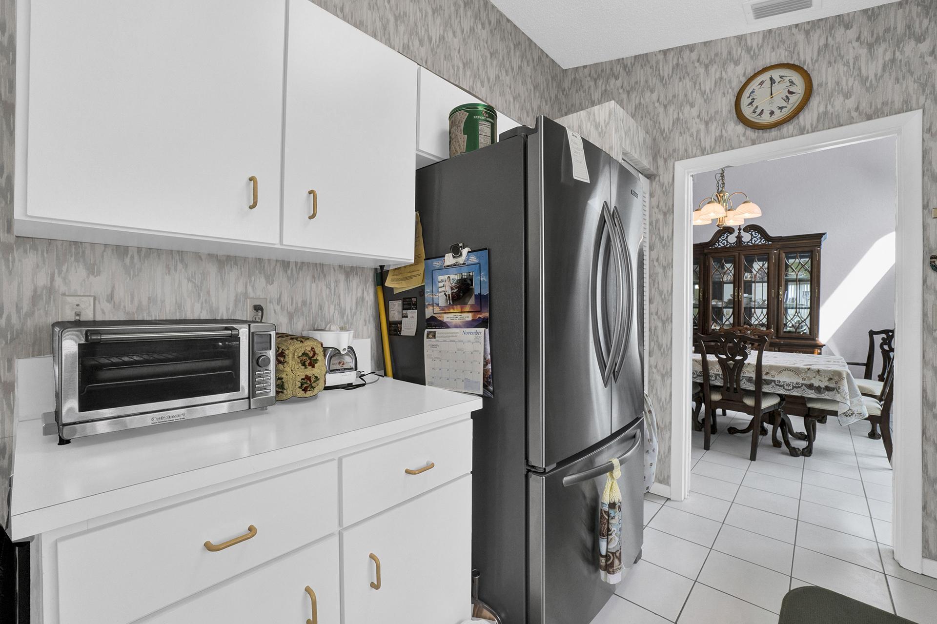 22584 Middletown Drive Boca Raton, FL 33428 - Photo 15 of 38 Kitchen