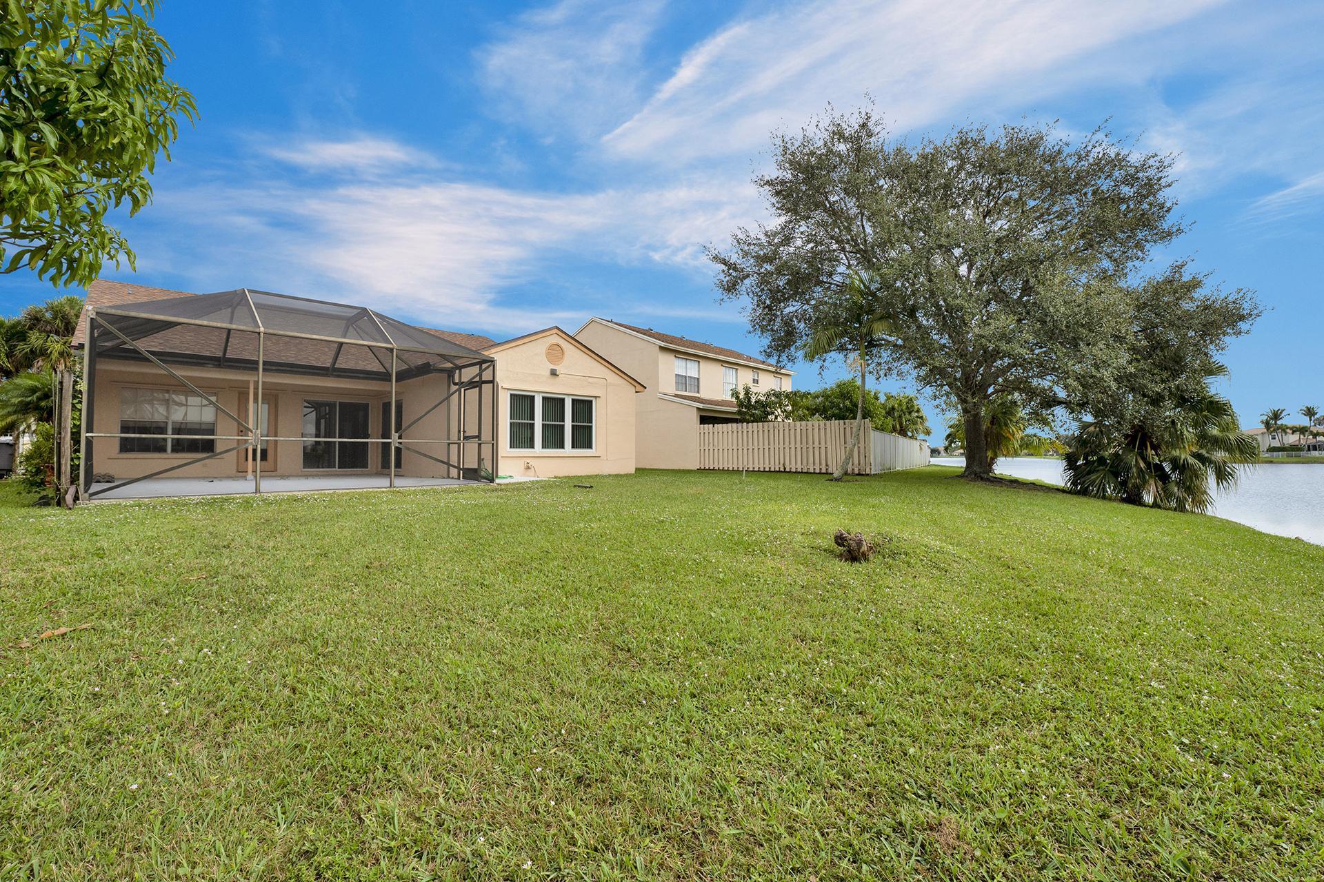 22584 Middletown Drive Boca Raton, FL 33428 - Photo 28 of 38 Spacious Backyard