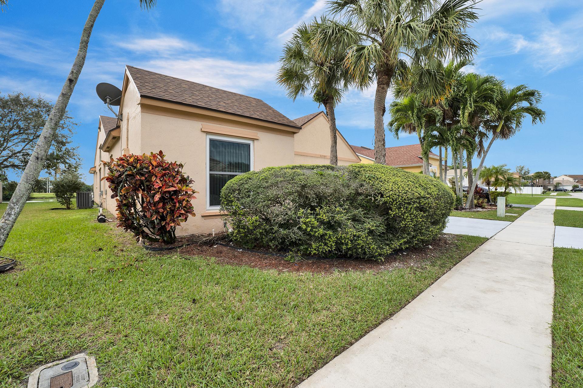 22584 Middletown Drive Boca Raton, FL 33428 - Photo 4 of 38 Front House