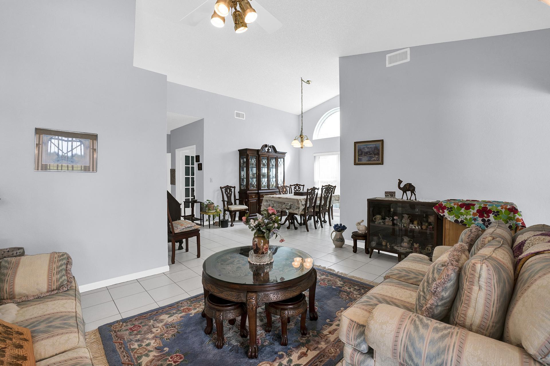 22584 Middletown Drive Boca Raton, FL 33428 - Photo 7 of 38 Living Room