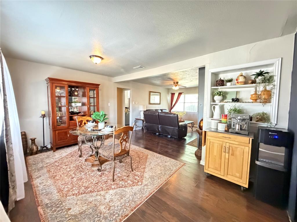 2243 Inca Drive Dallas, TX 75216 - Photo 24 of 24 Open floor plan is the ideal space for entertaining.