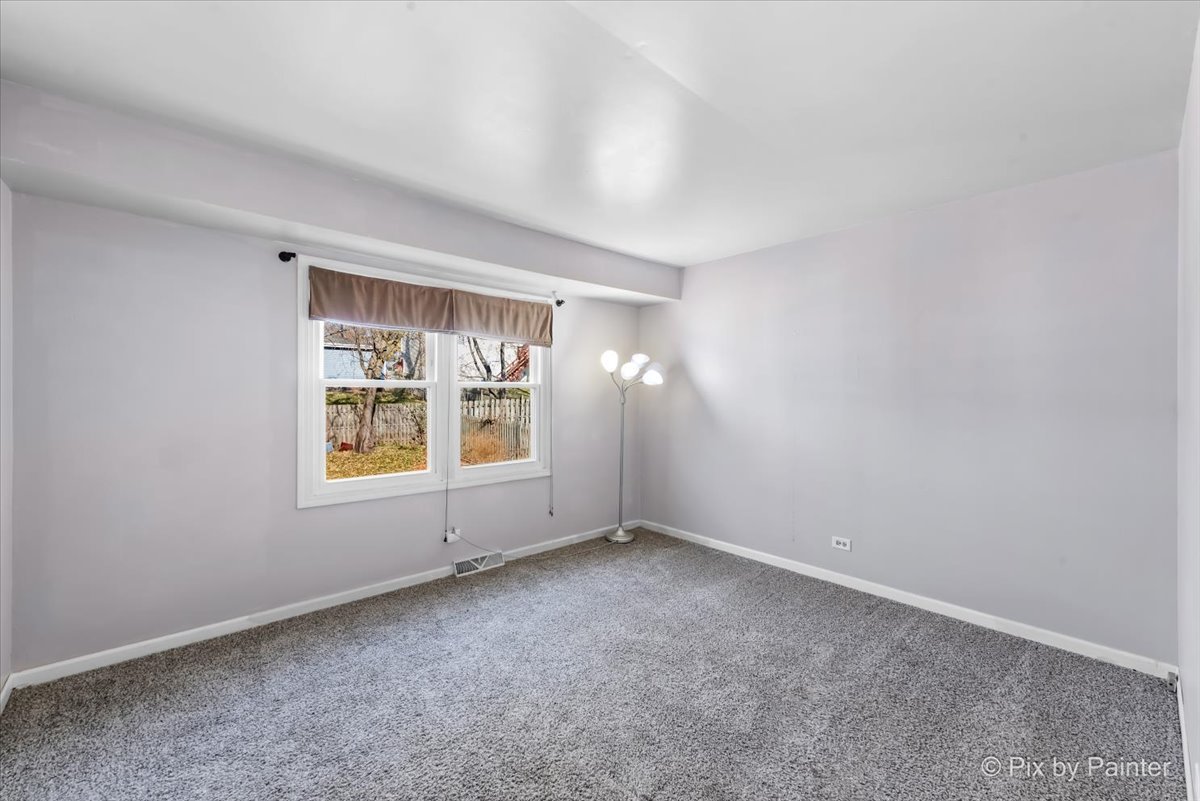 316 Ralph Court Island Lake, IL 60042 - Photo 17 of 22 Gallery Image 17