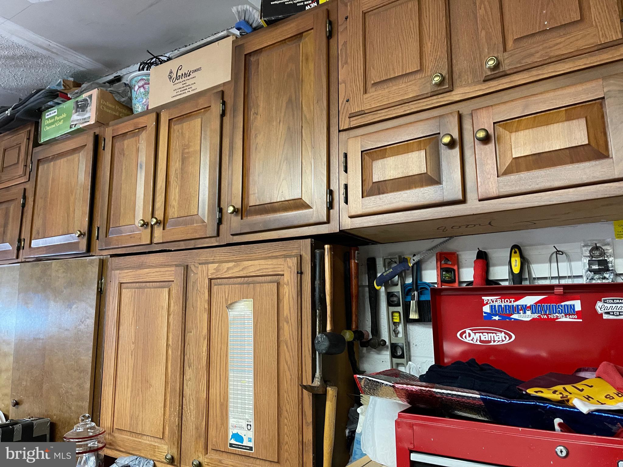 12815 Glynis Road Clinton, MD 20735 - Photo 35 of 39 Built in cabinets 8n garage