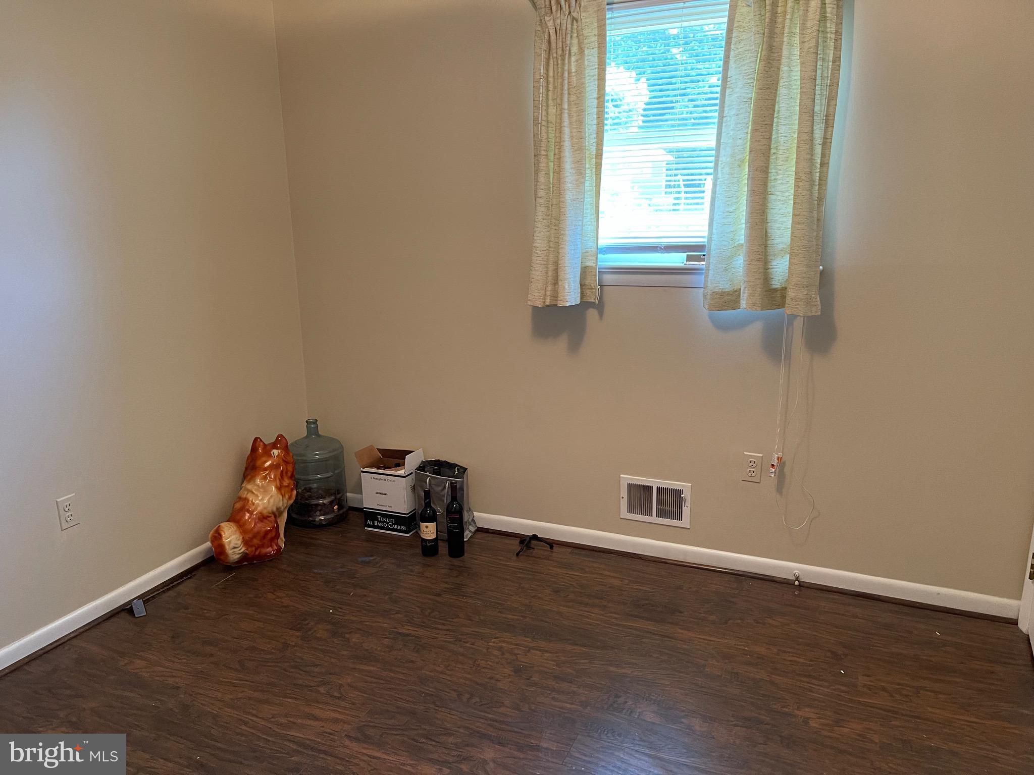 12815 Glynis Road Clinton, MD 20735 - Photo 38 of 39 Bedroom on main level