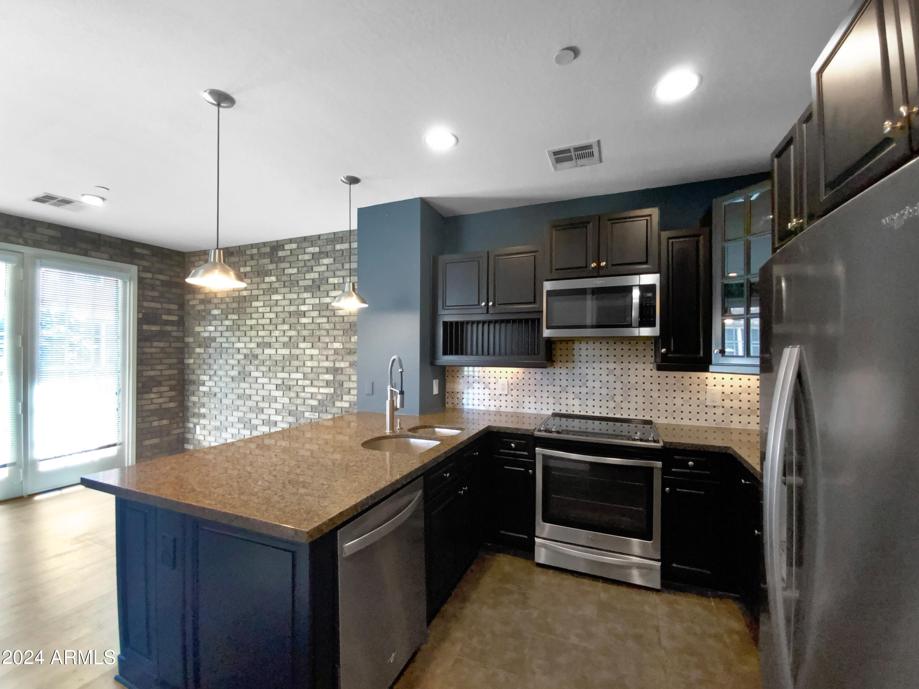 2478 East Roma Avenue Phoenix, AZ 85016 - Photo 12 of 20 listing_8