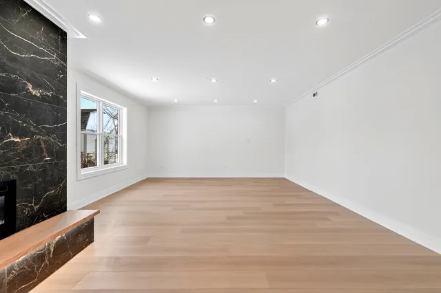 $759,000 | 426 Argyll Lane, Hoffman Estates, IL 60169