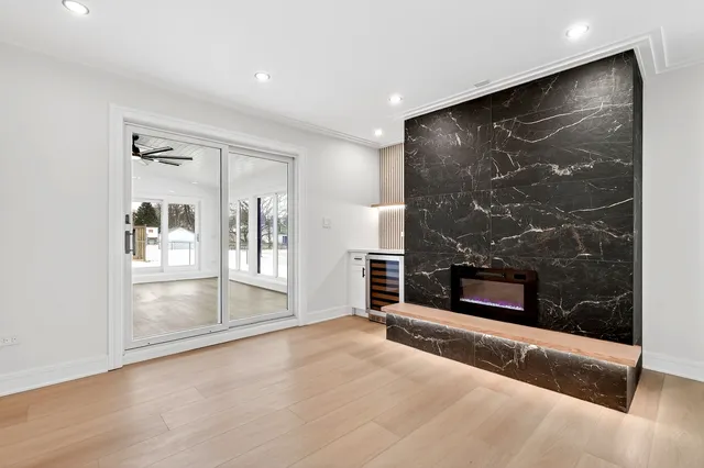 $759,000 | 426 Argyll Lane, Hoffman Estates, IL 60169