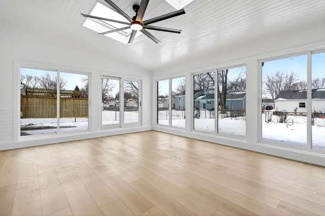 $759,000 | 426 Argyll Lane, Hoffman Estates, IL 60169