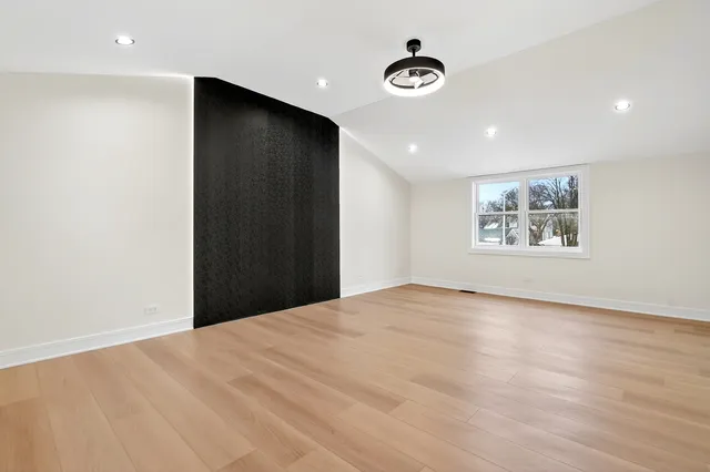 $759,000 | 426 Argyll Lane, Hoffman Estates, IL 60169