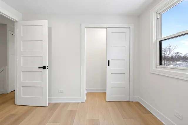 $759,000 | 426 Argyll Lane, Hoffman Estates, IL 60169