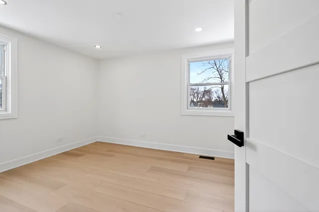 $759,000 | 426 Argyll Lane, Hoffman Estates, IL 60169