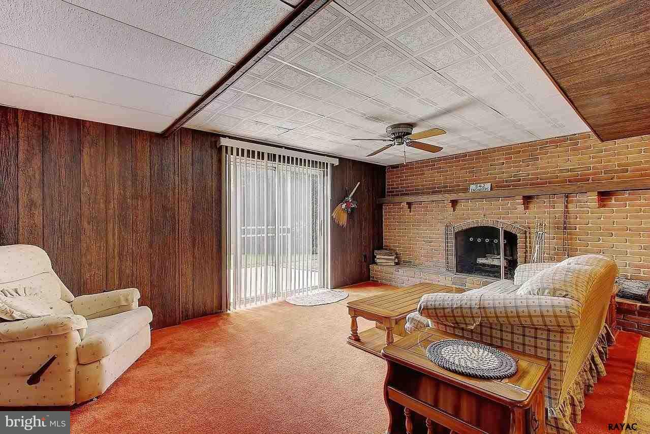 1087 Canadochly Road York, PA 17406 - Photo 13 of 25 Gallery Image 13