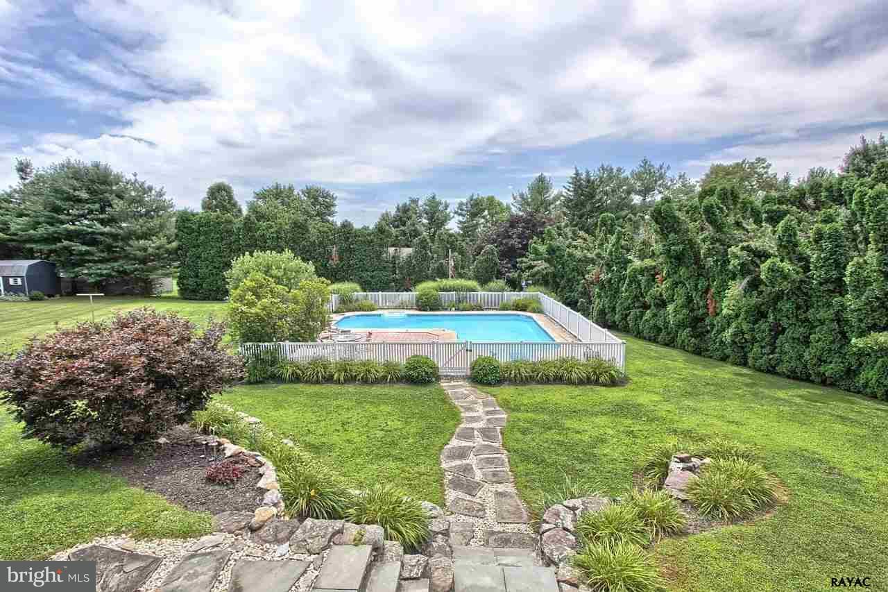 1087 Canadochly Road York, PA 17406 - Photo 24 of 25 Gallery Image 24