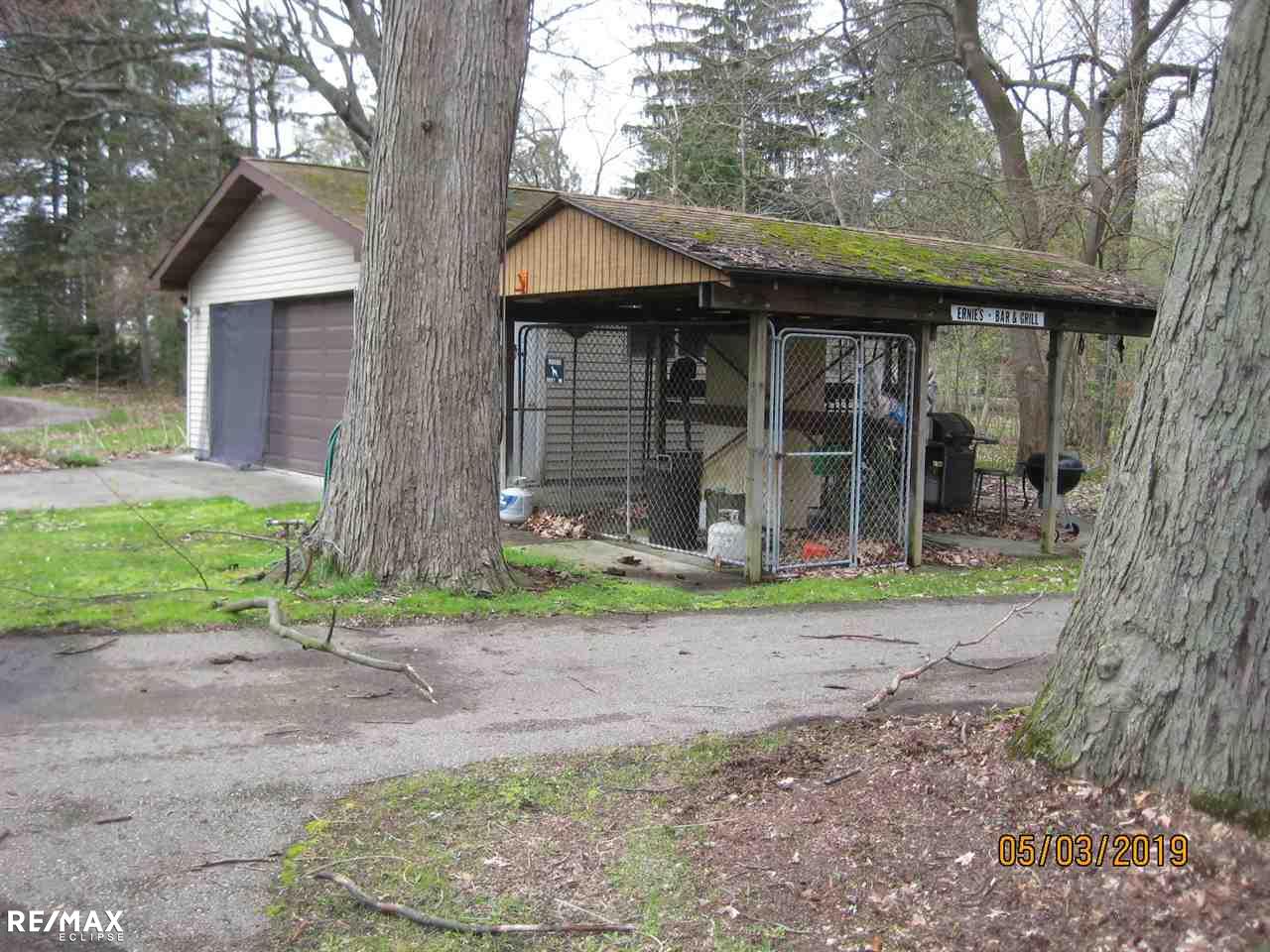 15816 Millar Road Clinton Township, MI 48036 - Photo 5 of 11 31378648-4.JPG