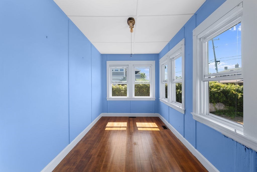 215 Manomet Point Road Plymouth, MA 02360 - Photo 13 of 38 Gallery Image 13