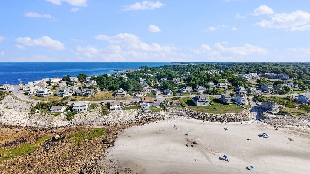 215 Manomet Point Road Plymouth, MA 02360 - Photo 6 of 38 Gallery Image 6