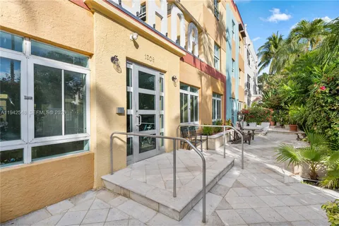 $367,000 | 1308 Drexel Avenue, Unit 209, Miami Beach, FL 33139