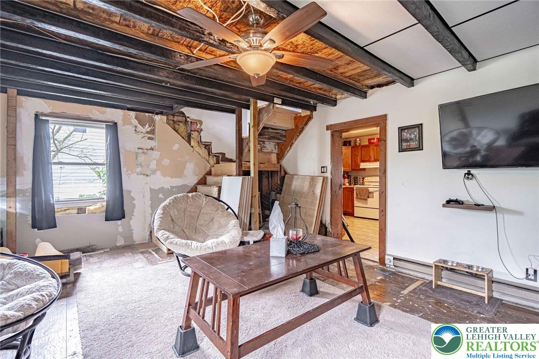 2015 Leithsville Road Hellertown, PA 18055 - Photo 8 of 41