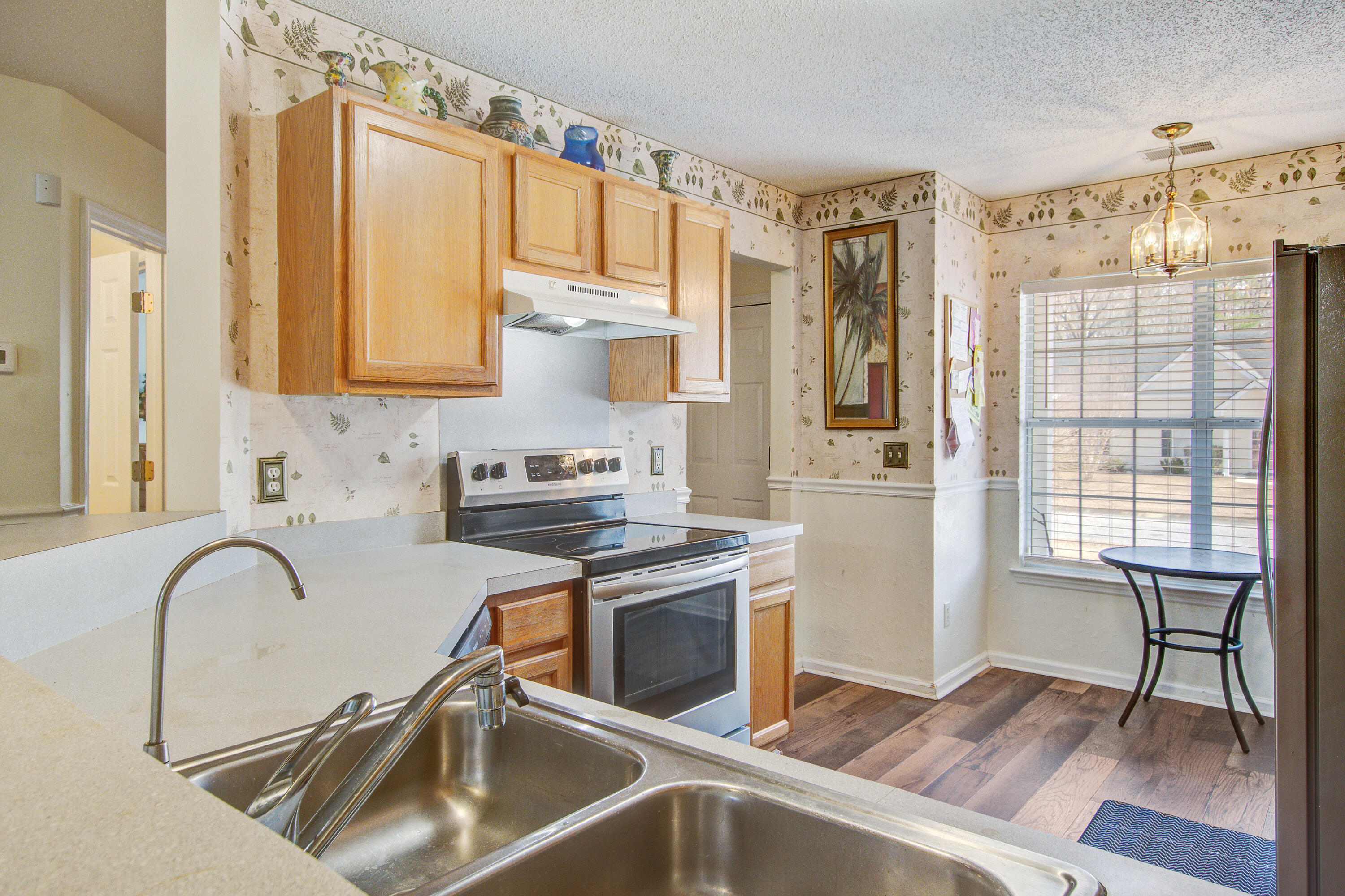 317 Dupont Way Summerville, SC 29485 - Photo 13 of 33 317 (13)