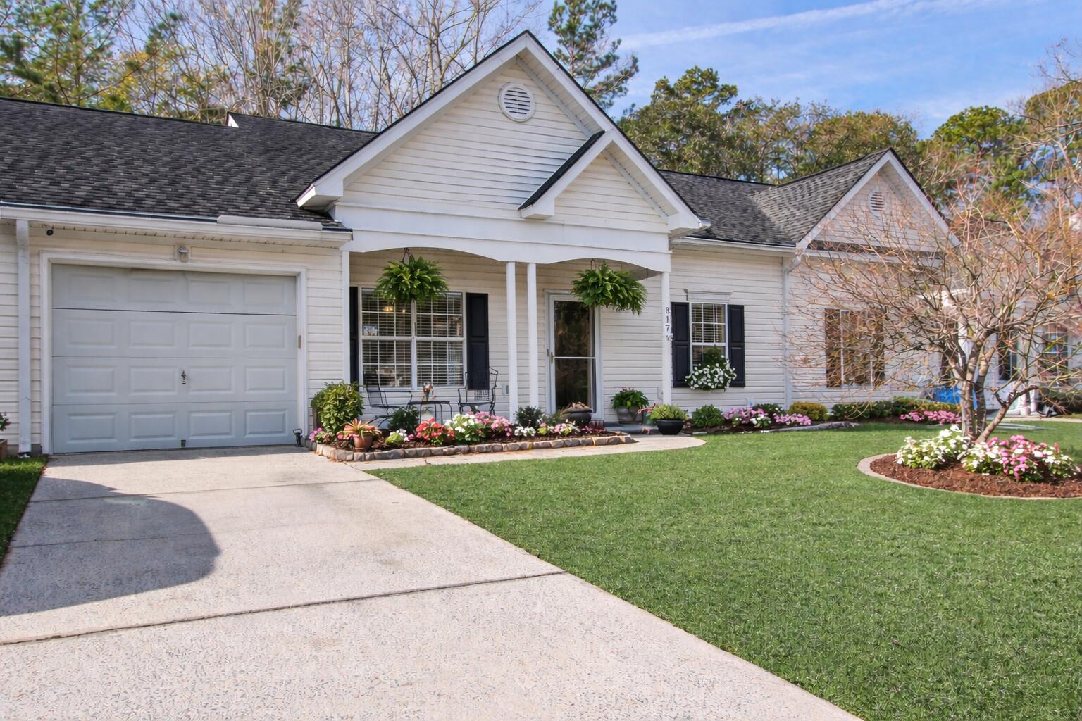 317 Dupont Way Summerville, SC 29485 - Photo 2 of 41 2
