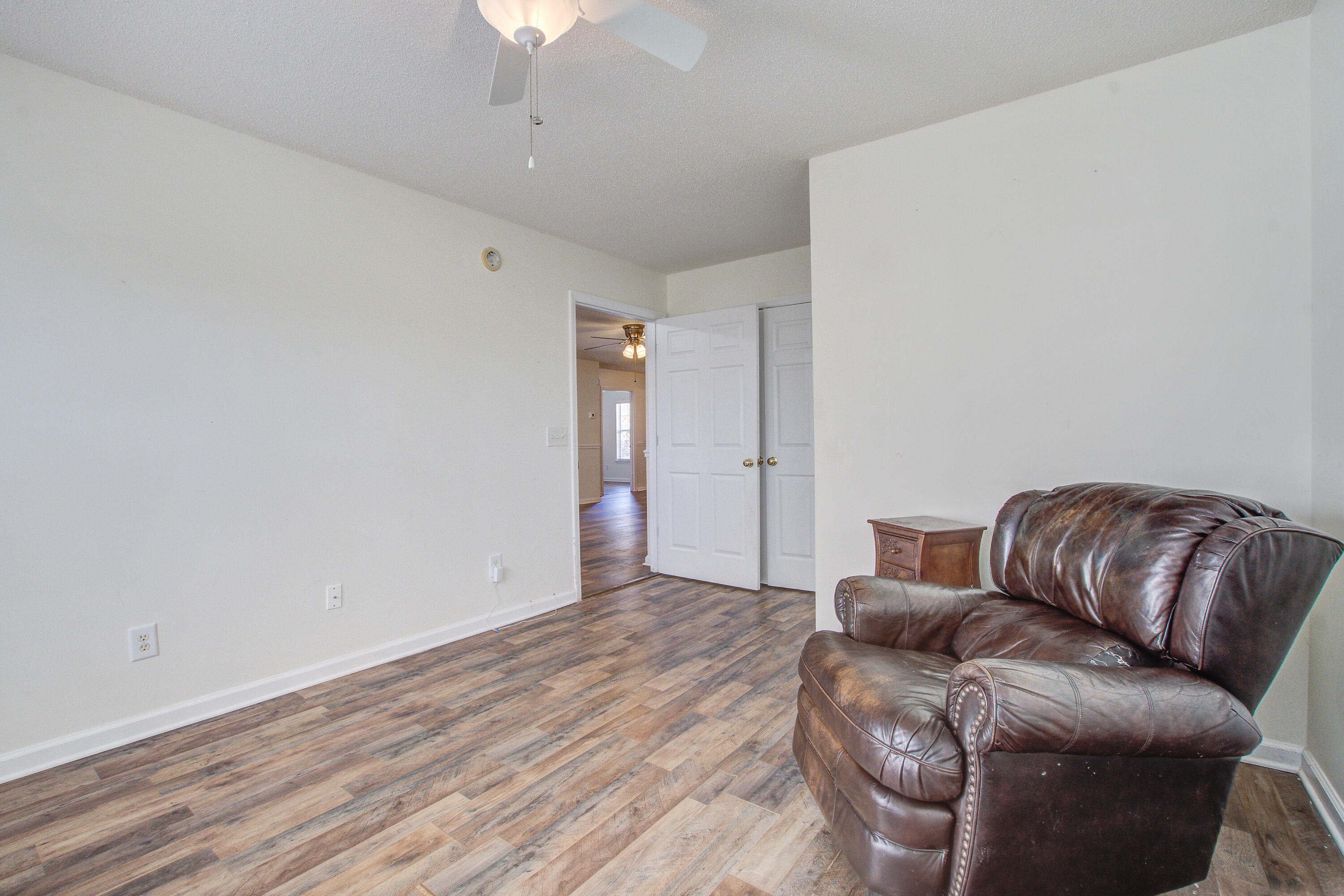 317 Dupont Way Summerville, SC 29485 - Photo 25 of 41 317 (23)