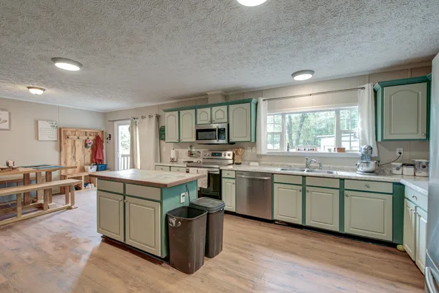 $300,000 | 3626 Low Country Highway, Yemassee, SC 29945