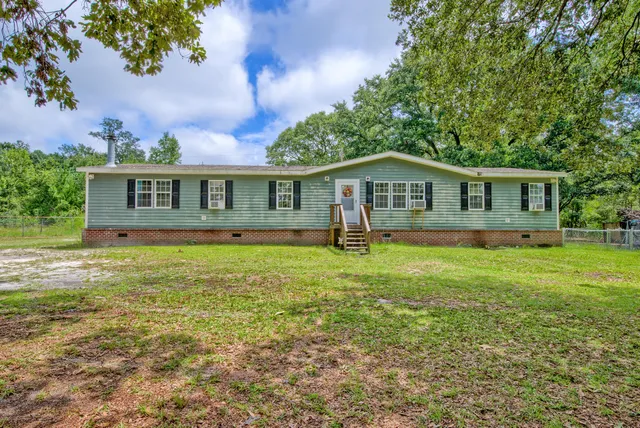 $300,000 | 3626 Low Country Highway, Yemassee, SC 29945