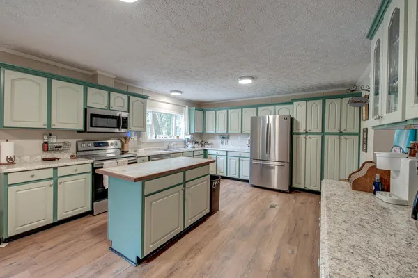 $300,000 | 3626 Low Country Highway, Yemassee, SC 29945