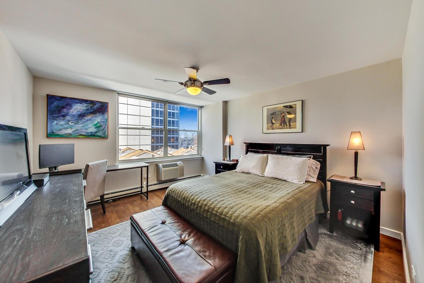 3033 North Sheridan Road, Unit 501 Chicago, IL 60657 - Photo 16 of 29
